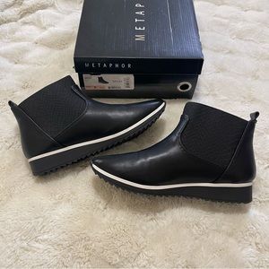 Metaphor Shoes Size 8